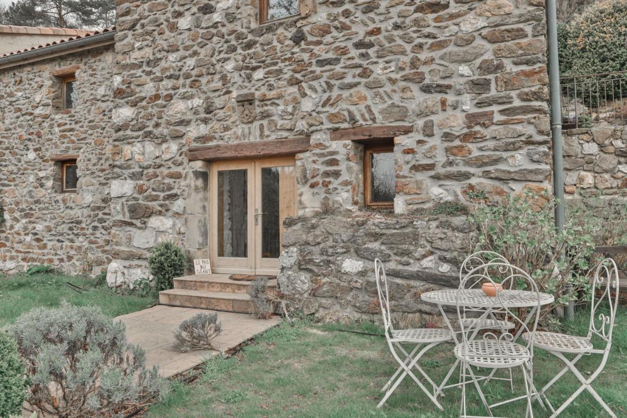 Maison D'Hotes Le Hameau De La Mure Saint-Laurent-du-Pape Exteriér fotografie