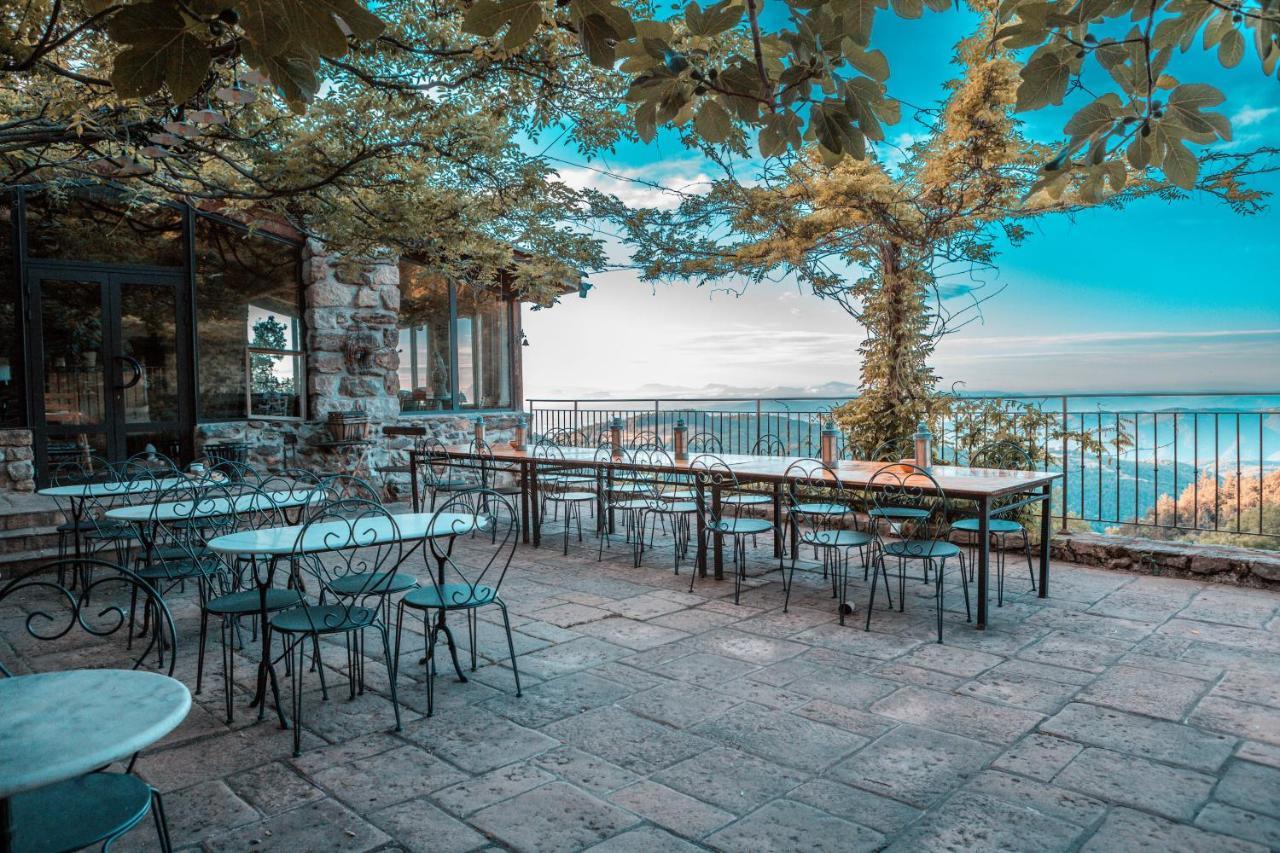 Maison D'Hotes Le Hameau De La Mure Saint-Laurent-du-Pape Exteriér fotografie