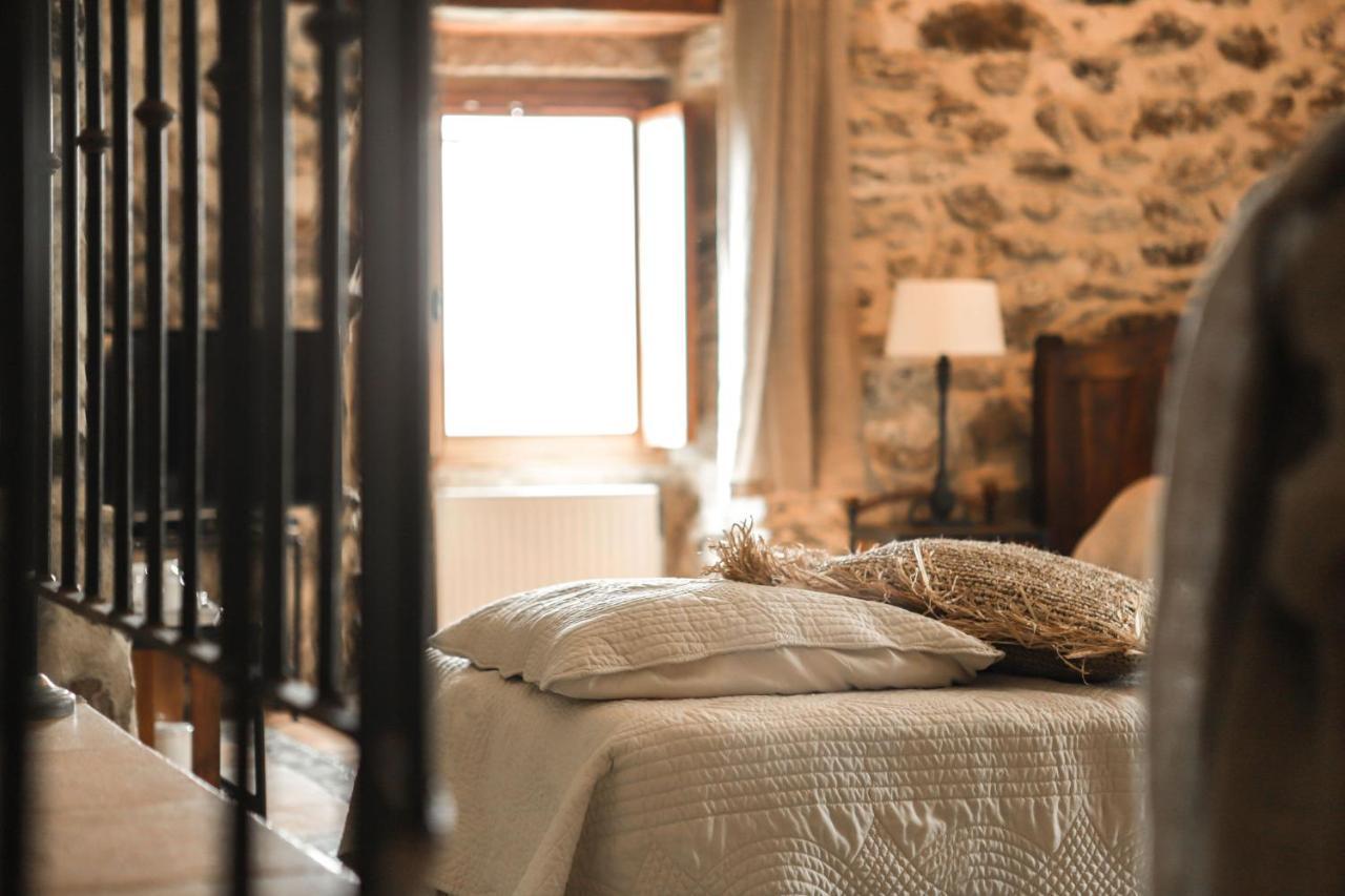Maison D'Hotes Le Hameau De La Mure Saint-Laurent-du-Pape Exteriér fotografie