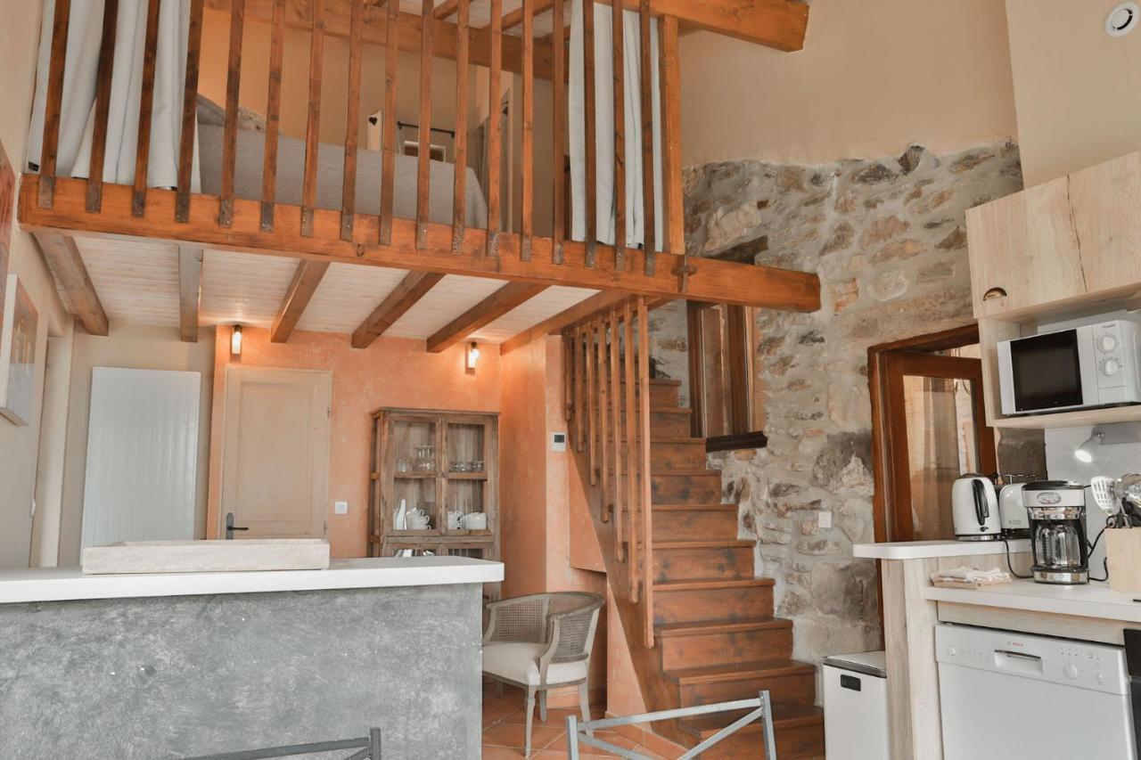 Maison D'Hotes Le Hameau De La Mure Saint-Laurent-du-Pape Exteriér fotografie